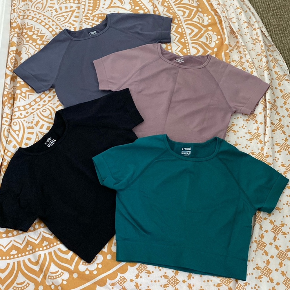 SHEIN WORKOUT CROPPED TOPS - BUNDLE